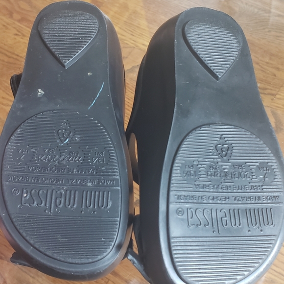 Mini Melissa - Picture 2 of 4